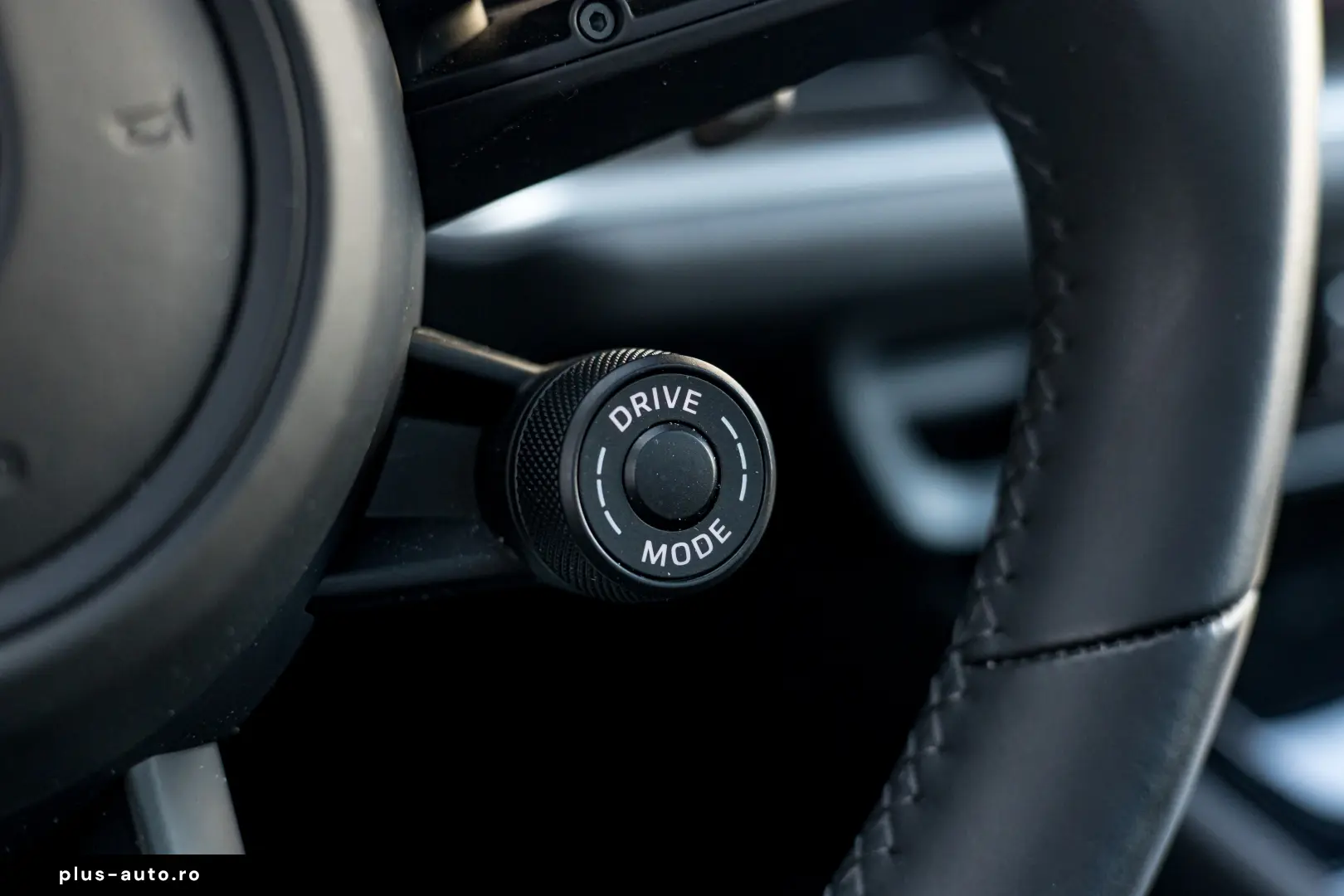 Porsche Cayenne ( preluare leasing )