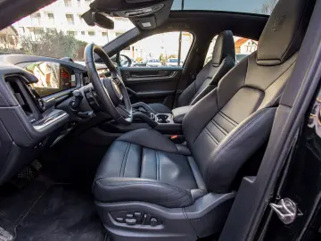 Porsche Cayenne ( preluare leasing )