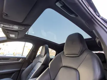 Porsche Cayenne ( preluare leasing )