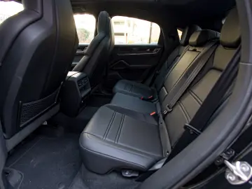 Porsche Cayenne ( preluare leasing )