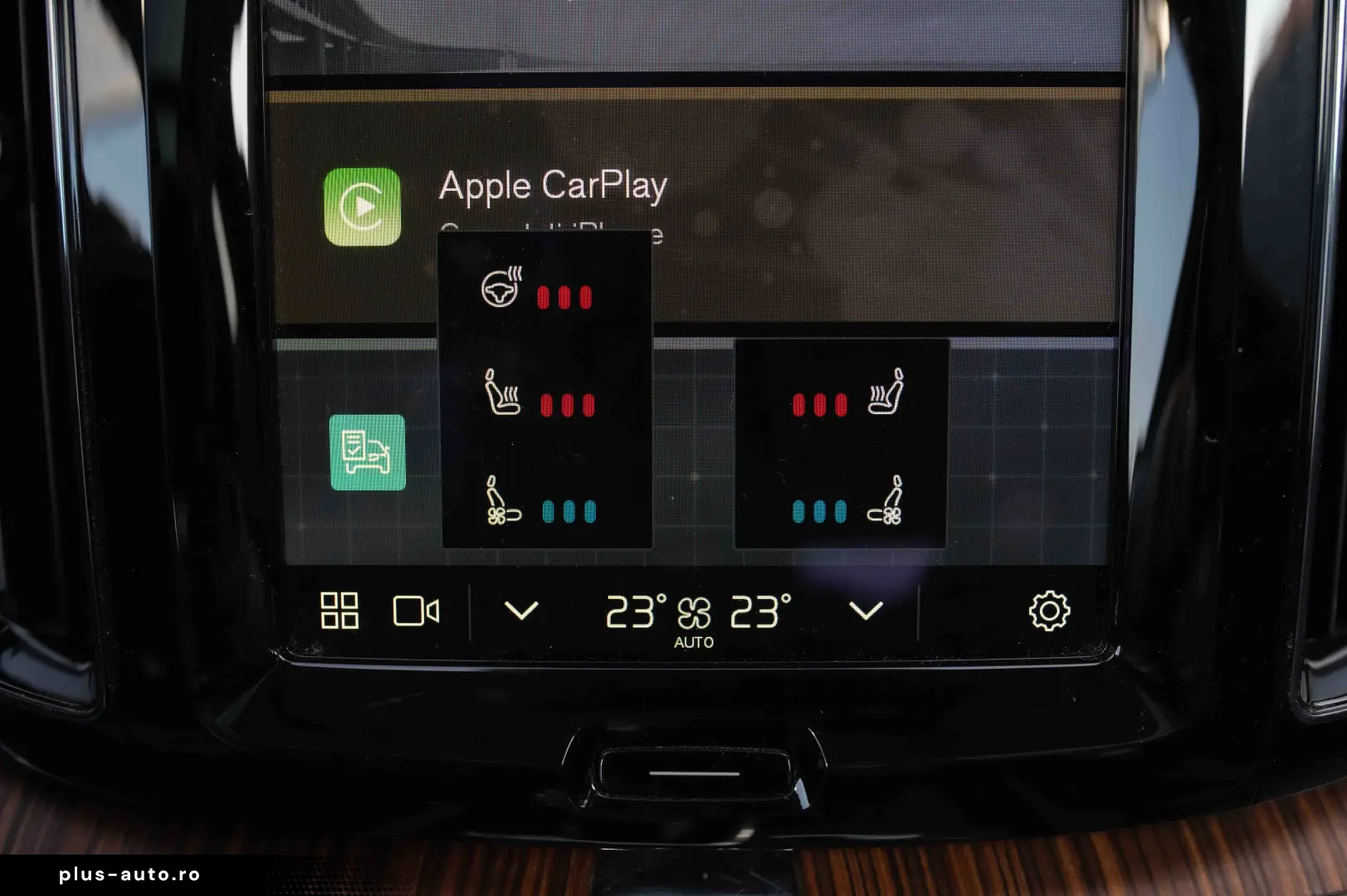 Volvo XC 60 B4 MHEV AT AWD Plus Dark