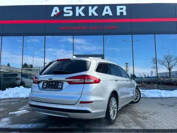 Ford Mondeo 2.0 HEV Titanium 2020