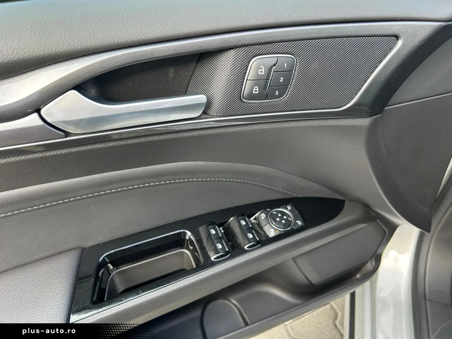 Ford Mondeo 2.0 HEV Titanium 2020