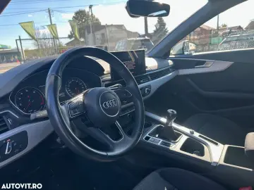 Audi A4 35 TFSI MHEV Advanced