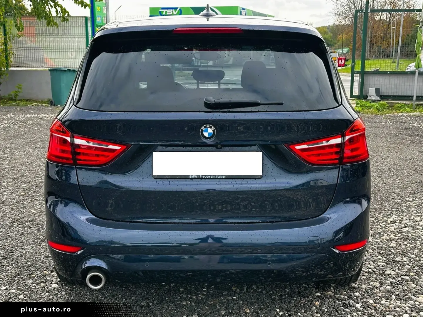 BMW Seria 2 216i Advantage