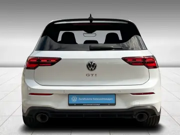 VW Golf VIII GTI Clubsport 2.0 TSI Panorama DCC