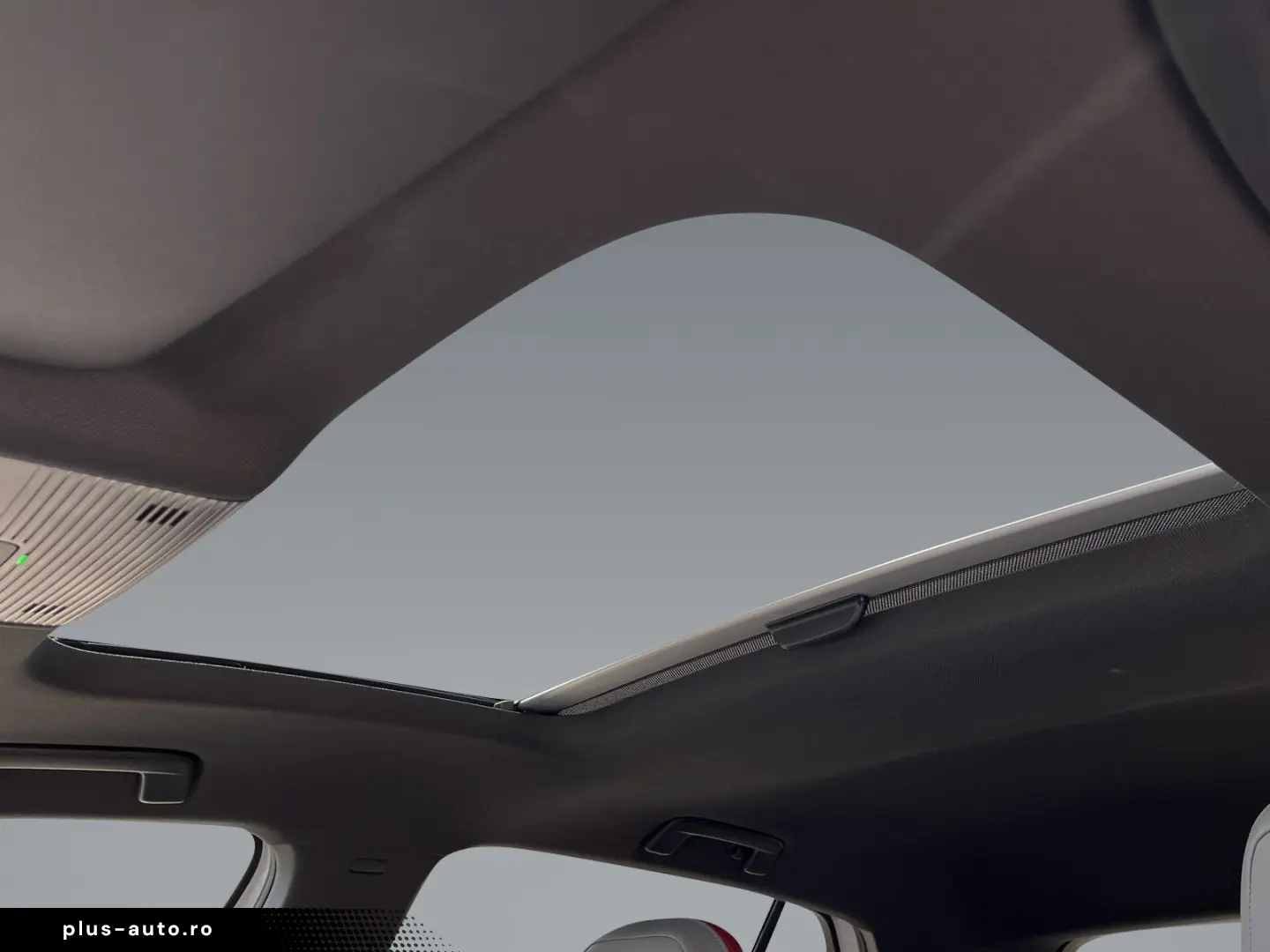 VW Golf VIII GTI Clubsport 2.0 TSI Panorama DCC