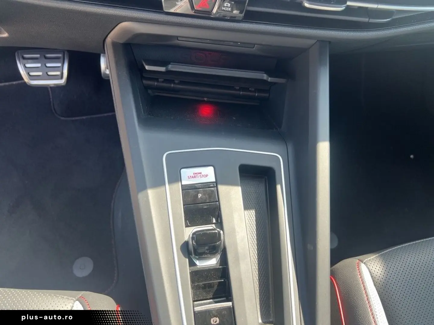 VW Golf VIII 2.0 TSI DSG GTI DCC VIRTUAL LED SHZ NA