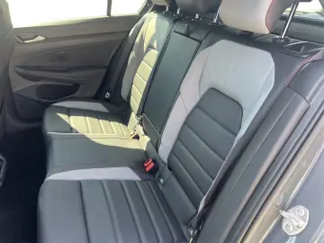 VW Golf VIII 2.0 TSI DSG GTI DCC VIRTUAL LED SHZ NA