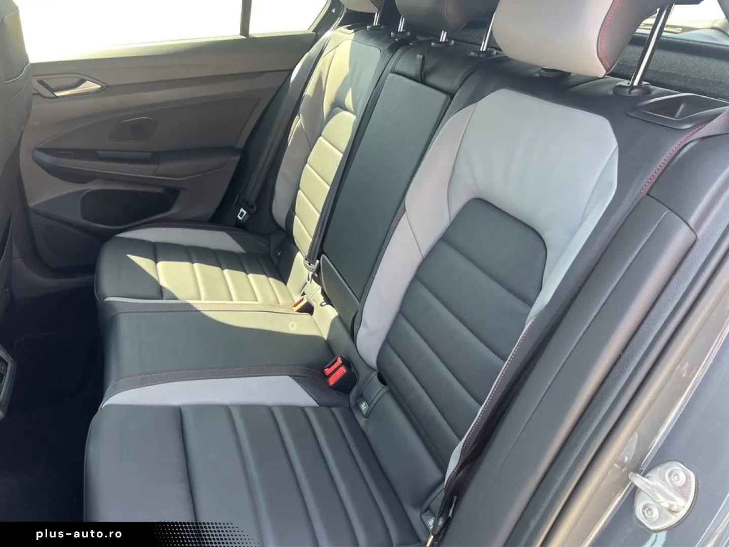 VW Golf VIII 2.0 TSI DSG GTI DCC VIRTUAL LED SHZ NA