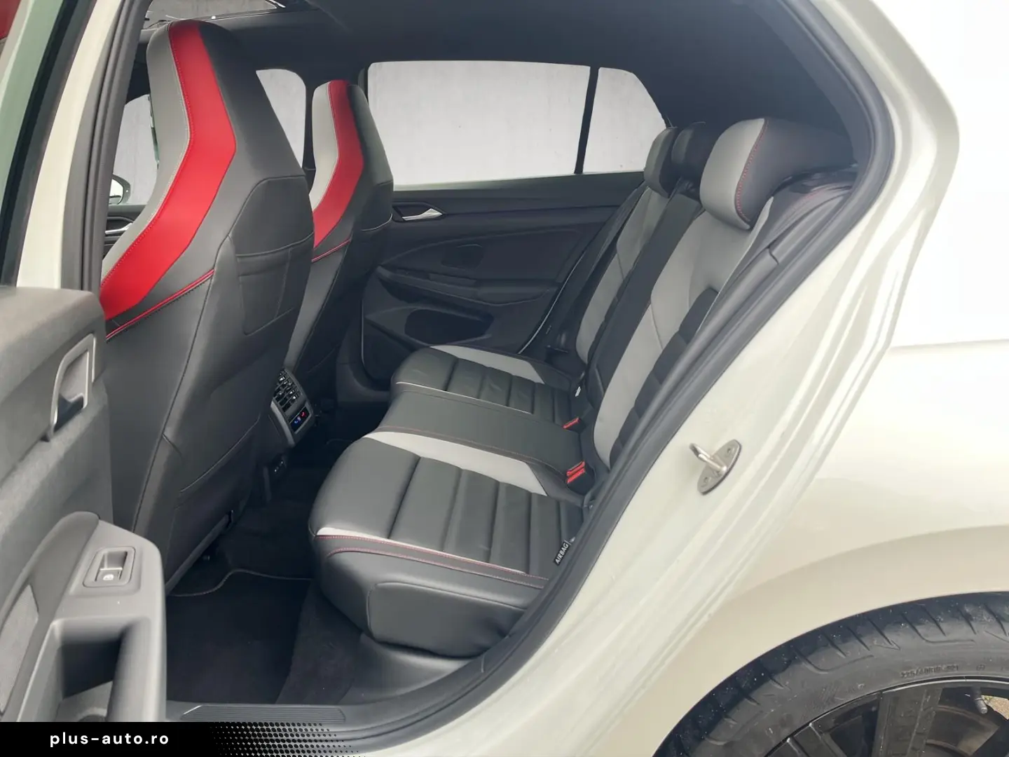 VW Golf GTI 2.0 TSI NAVI MATRIX VC KAMERA PDC PDC C