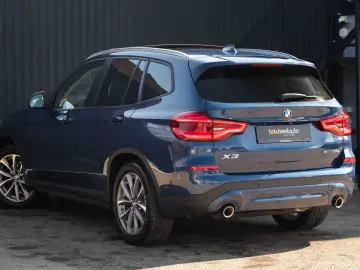 BMW X3 xDrive30e Plug-In Hybrid
