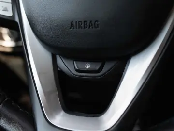 BMW X3 xDrive30e Plug-In Hybrid