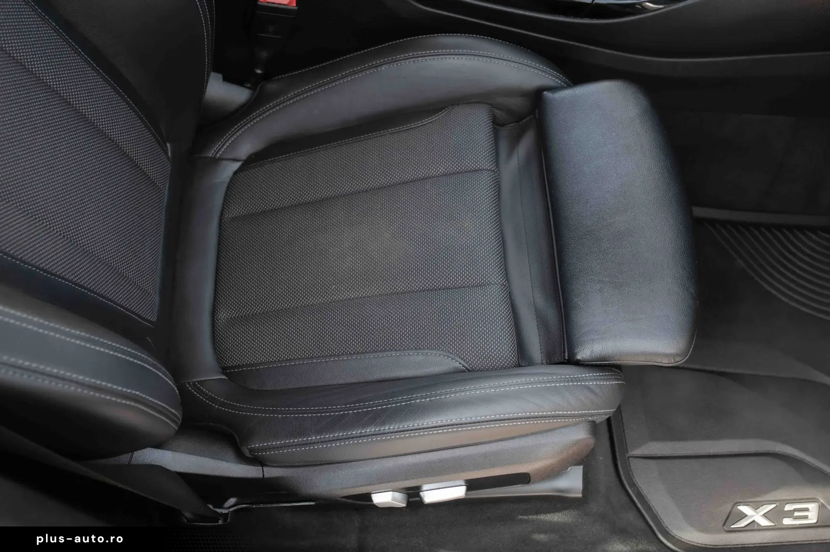 BMW X3 xDrive30e Plug-In Hybrid