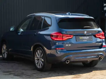 BMW X3 xDrive30e Plug-In Hybrid