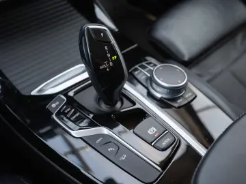 BMW X3 xDrive30e Plug-In Hybrid