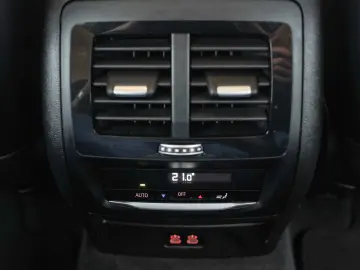 BMW X3 xDrive30e Plug-In Hybrid