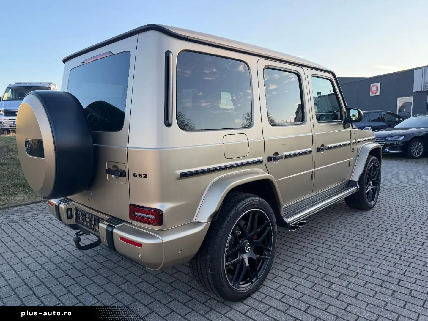 MERCEDES-BENZ G 63 AMG Superior G-Manufaktur Carbon Night