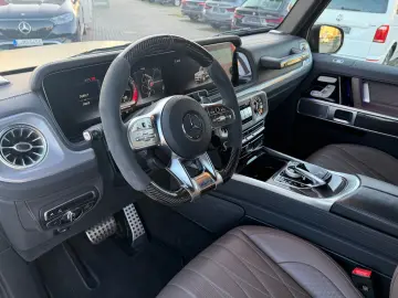 MERCEDES-BENZ G 63 AMG Superior G-Manufaktur Carbon Night