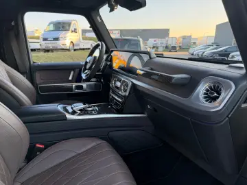 MERCEDES-BENZ G 63 AMG Superior G-Manufaktur Carbon Night