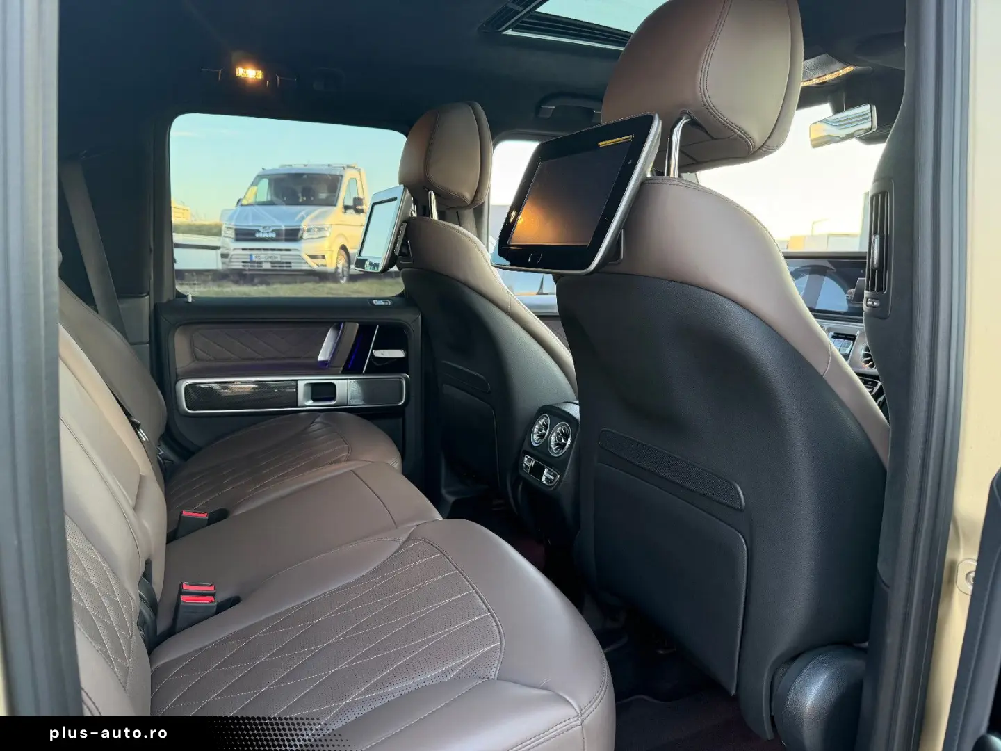 MERCEDES-BENZ G 63 AMG Superior G-Manufaktur Carbon Night