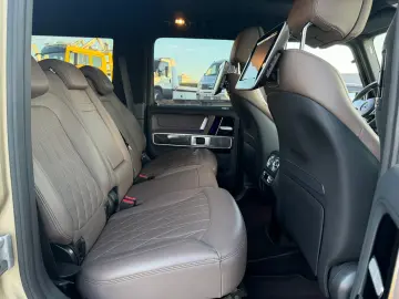 MERCEDES-BENZ G 63 AMG Superior G-Manufaktur Carbon Night