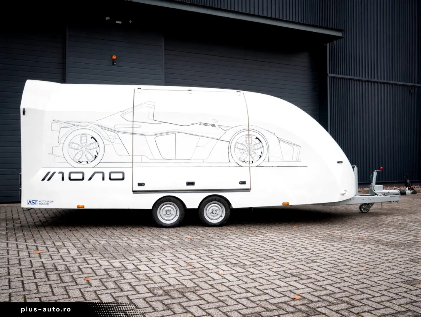 Briggs Automotive BAC Mono - Remorca inchisa inclusa