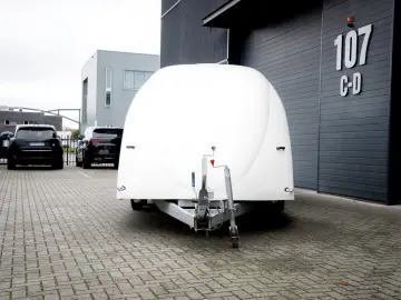 Briggs Automotive BAC Mono - Remorca inchisa inclusa