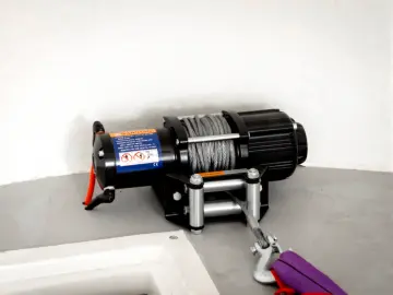 Briggs Automotive BAC Mono - Remorca inchisa inclusa