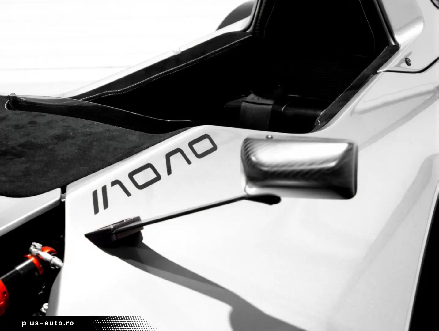 Briggs Automotive BAC Mono - Remorca inchisa inclusa