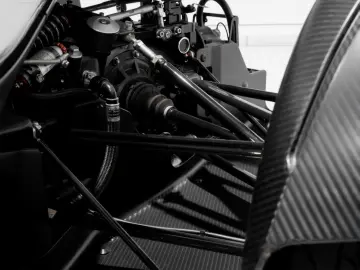 Briggs Automotive BAC Mono - Remorca inchisa inclusa