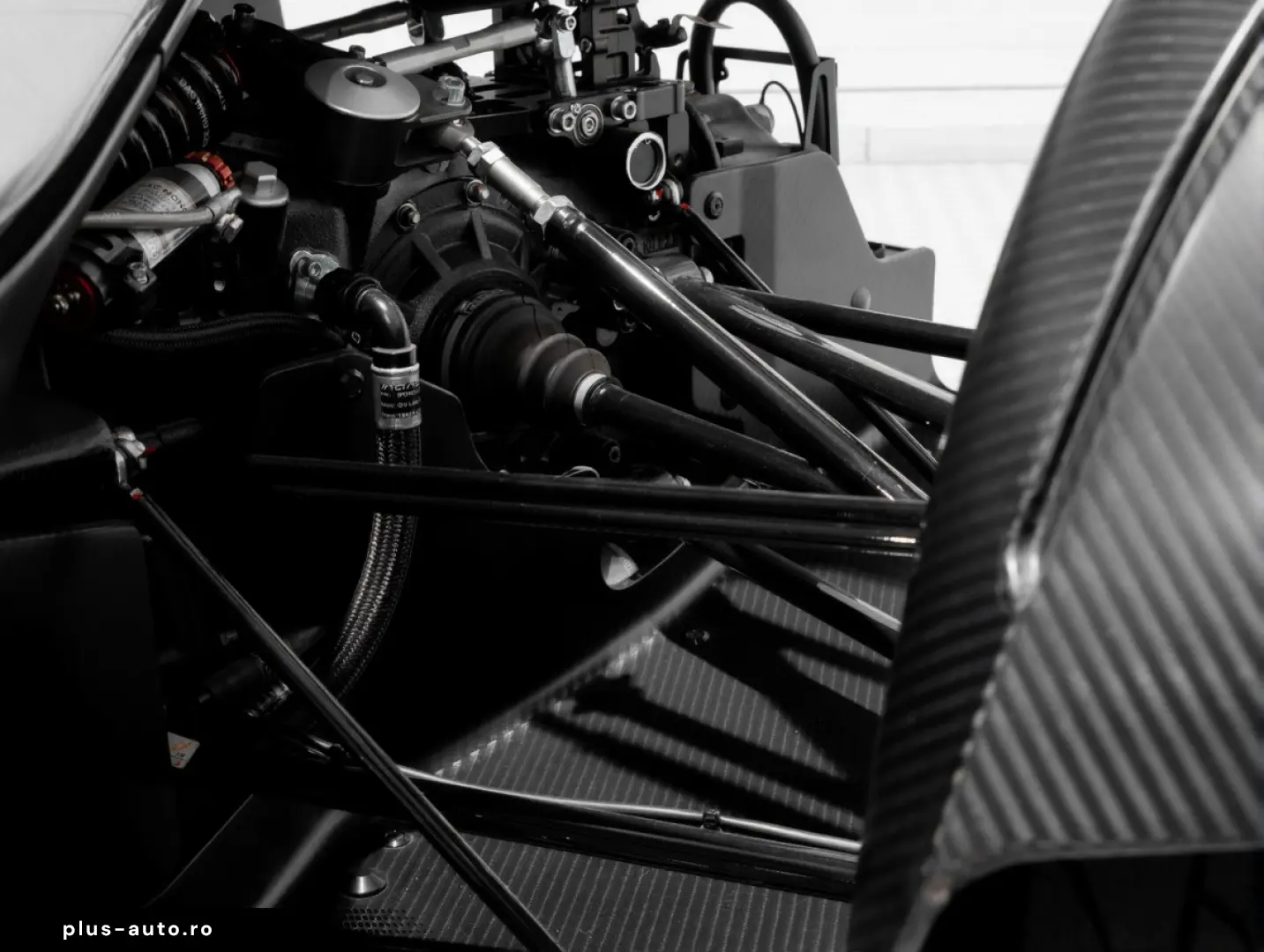 Briggs Automotive BAC Mono - Remorca inchisa inclusa