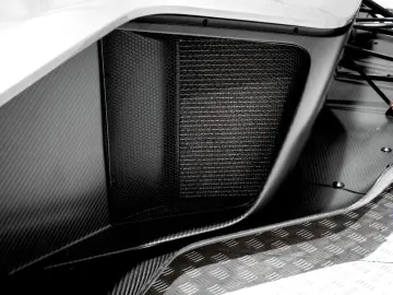 Briggs Automotive BAC Mono - Remorca inchisa inclusa