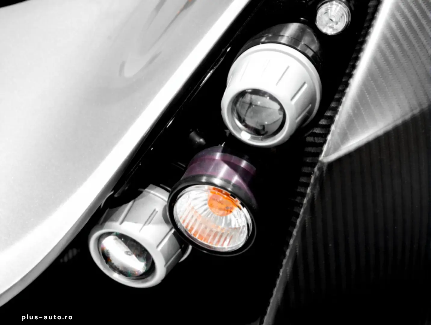 Briggs Automotive BAC Mono - Remorca inchisa inclusa