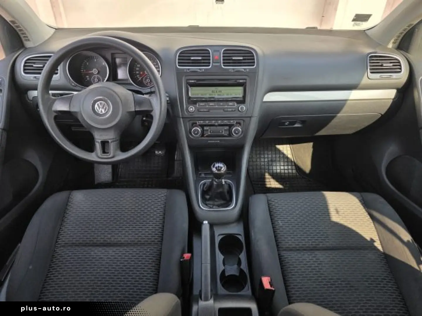 VW GOLF 6   An 2010   Motor 2 0