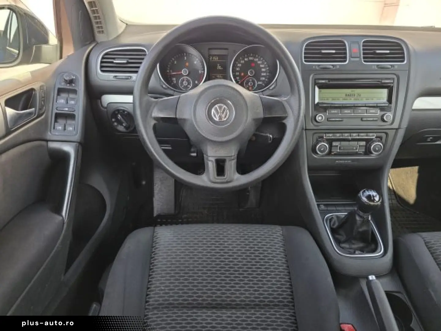 VW GOLF 6   An 2010   Motor 2 0
