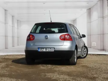 VW GOLF 5   An 2006   Motor 1 4