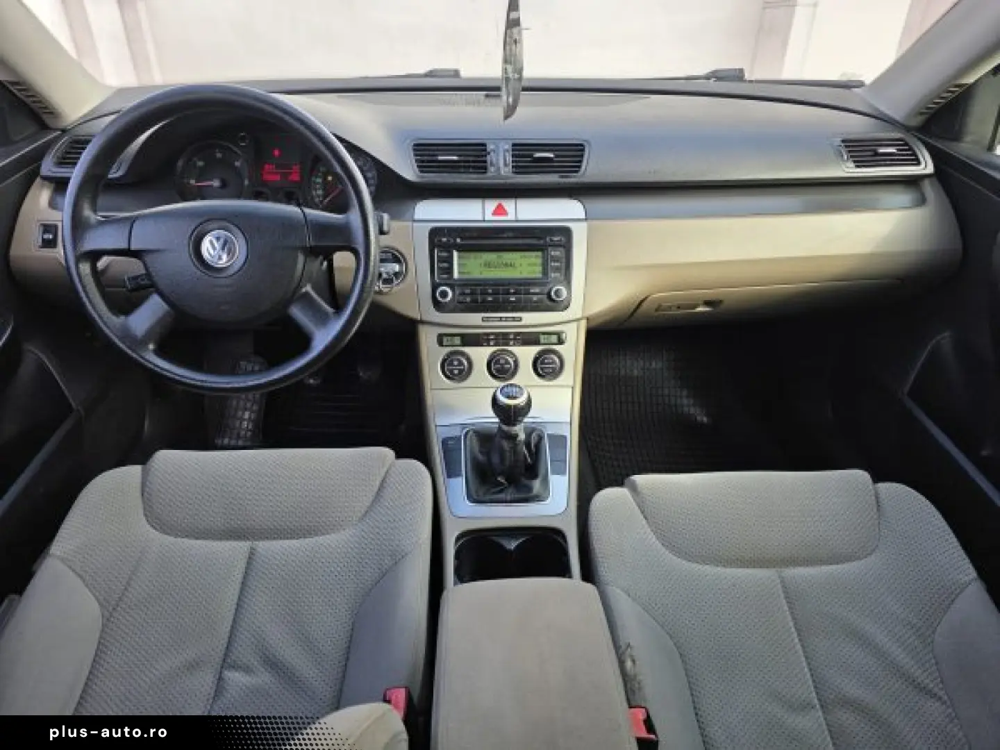 VW PASSAT   An 2006   Motor 2 0 DIESEL