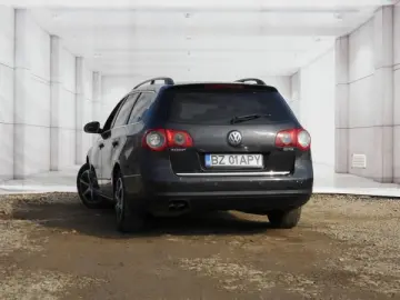 VW PASSAT   An 2006   Motor 2 0 DIESEL