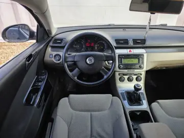 VW PASSAT   An 2006   Motor 2 0 DIESEL