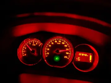 MCV2 AUTOMAT 1.5dCi 90CP euro6 #navi  camera  carte Romania