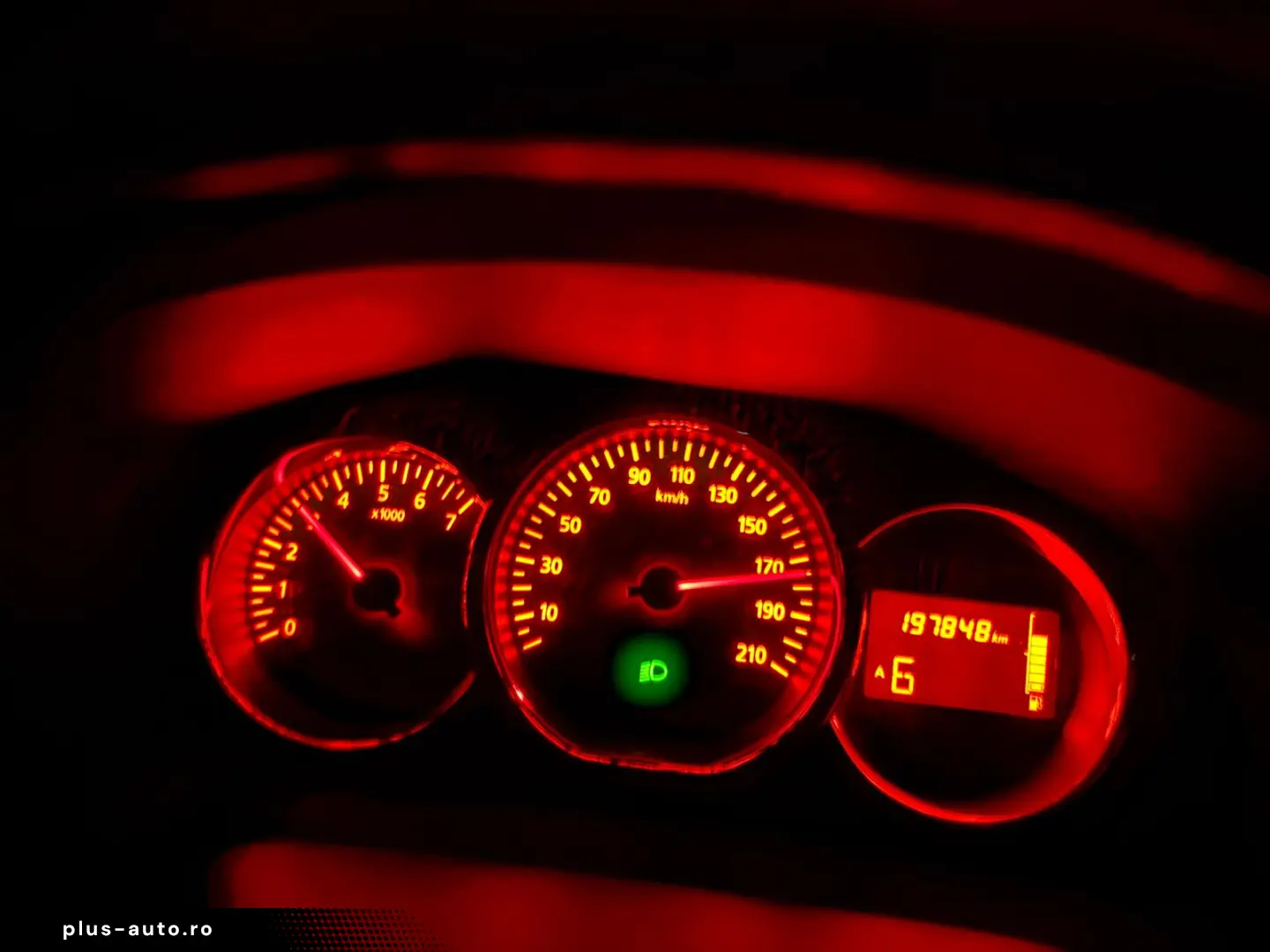 MCV2 AUTOMAT 1.5dCi 90CP euro6 #navi  camera  carte Romania