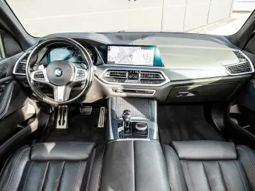 BMW X5 xDrive30d M Sportpaket Standheiz. GSD HUD AHK