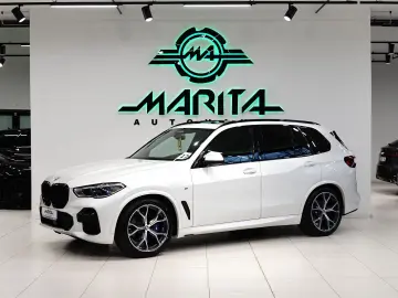 BMW X5 30d M-PAKET 7SITZ ACC LUFT PANO 3D H&K LASER