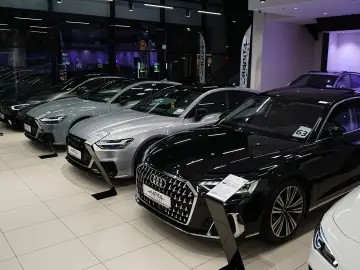 BMW X5 30d M-PAKET 7SITZ ACC LUFT PANO 3D H&K LASER