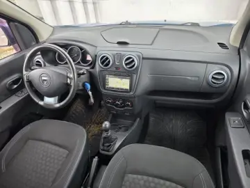 DACIA LODGY STEPWAY   An 2015   Motor 1 5