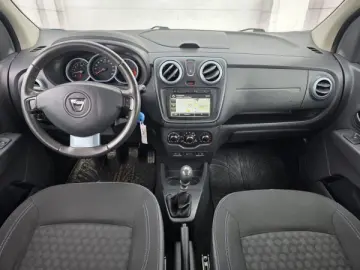 DACIA LODGY STEPWAY   An 2015   Motor 1 5