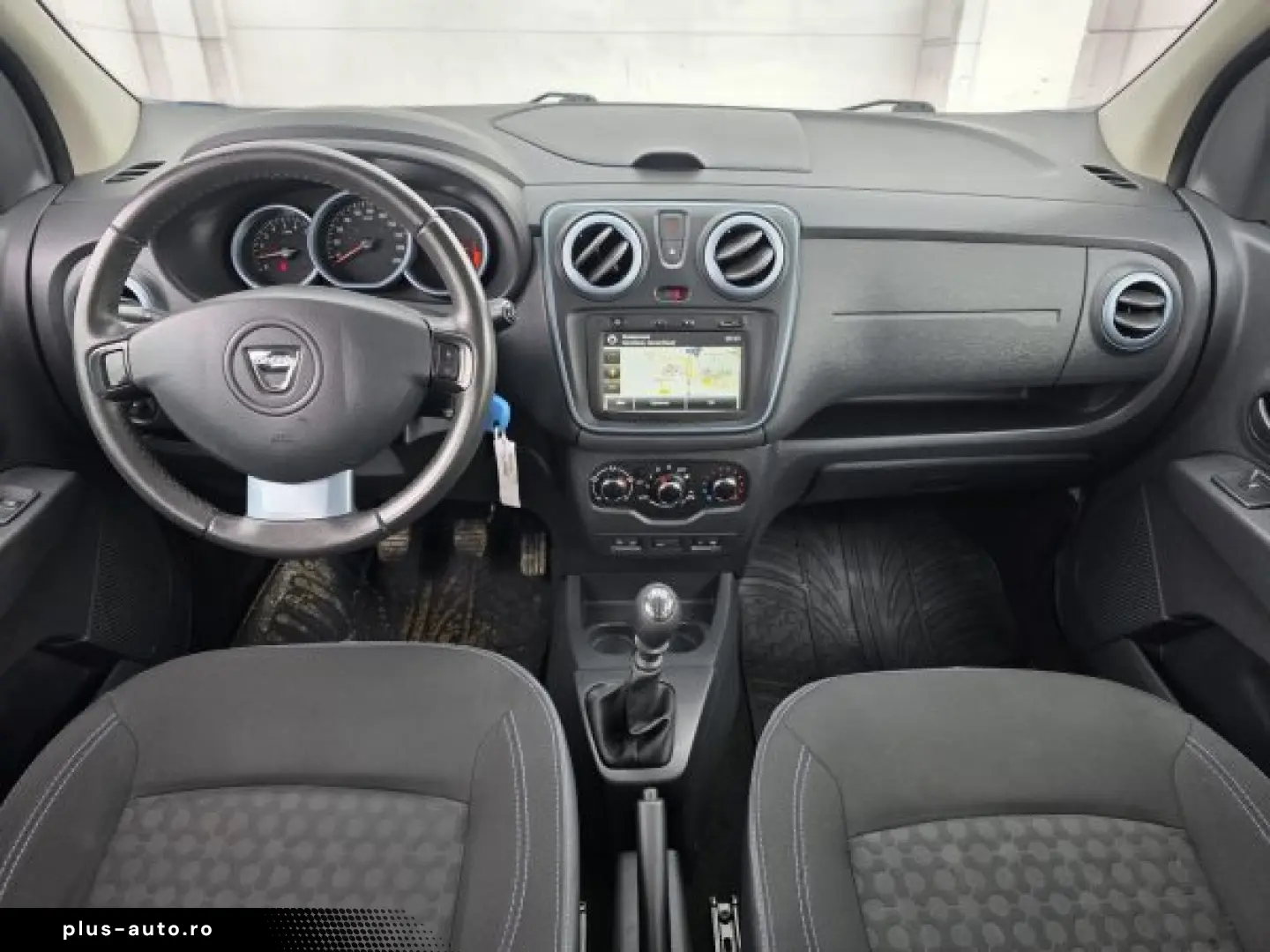 DACIA LODGY STEPWAY   An 2015   Motor 1 5