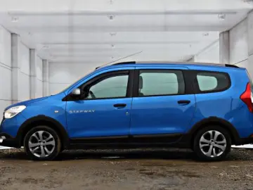 DACIA LODGY STEPWAY   An 2015   Motor 1 5