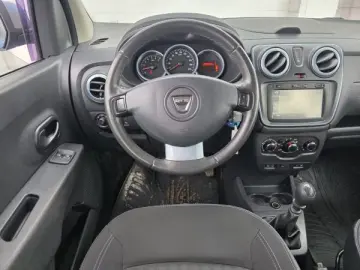 DACIA LODGY STEPWAY   An 2015   Motor 1 5